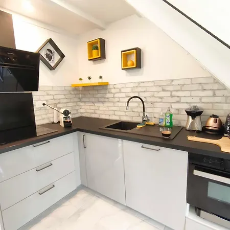 With Sea View Apartament