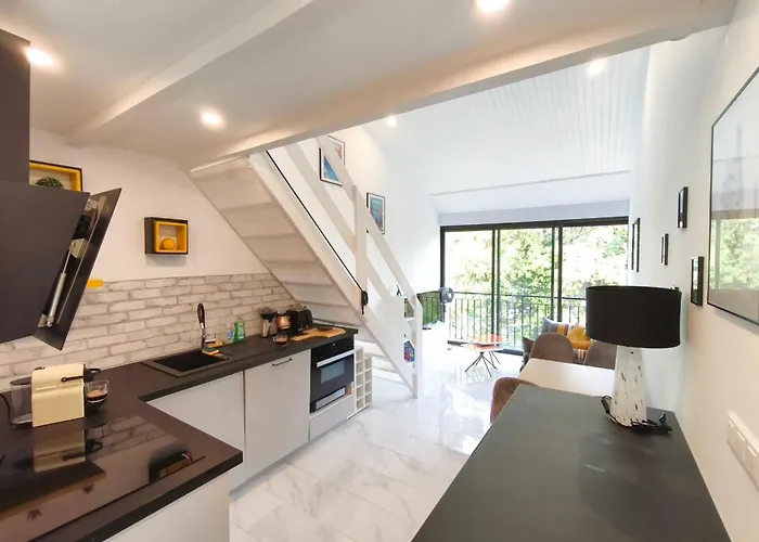 With Sea View * קלקטוג'יו